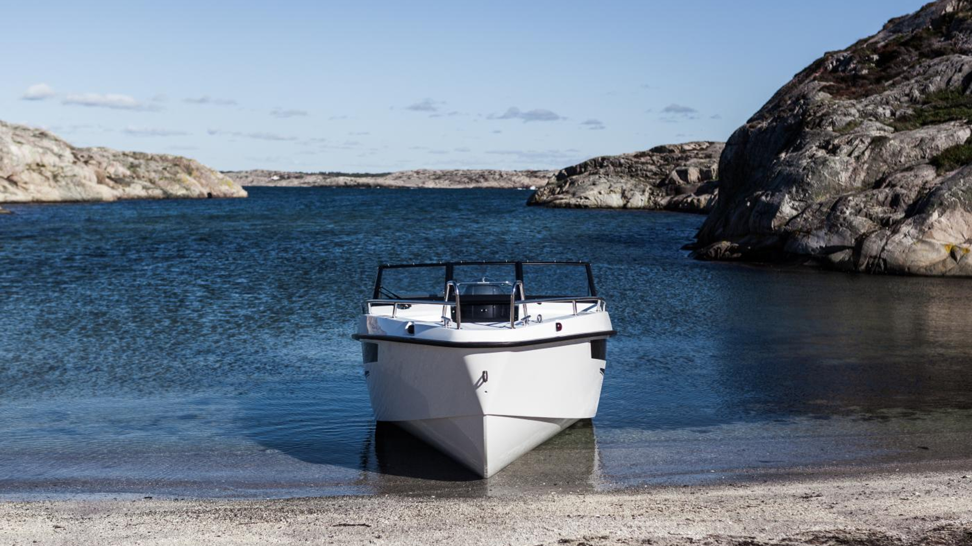 Yamarin 63 Bow Rider - Стеклопластиковый катер с открытым вместительным носовым кокпитом Yamarin 63 Bow Rider, Yamarin 63 BR, Yamarin 63BR, Стеклопластиковая лодка Yamarin, Стеклопластиковая лодка Yamarin 63 BR, Стеклопластиковая лодка Yamarin 63 Bow Rider, Стеклопластиковый катер Yamarin, Стеклопластиковый катер Yamarin 63 BR, Стеклопластиковый катер Yamarin 63 Bow Rider, Ямарин 63 БР