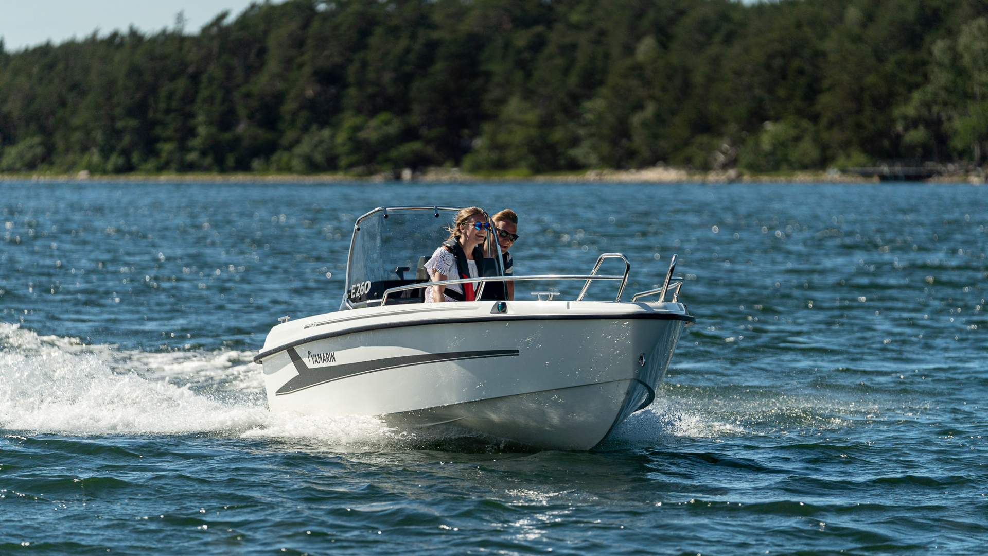 Yamarin 46 SC - Стеклопластиковая лодка с боковой консолью Yamarin 46 Side Console, Yamarin 46 SC, Yamarin 46SC, Стеклопластиковая лодка Yamarin, Стеклопластиковая лодка Yamarin 46 SC, Стеклопластиковая лодка Yamarin 46 Side Console, Стеклопластиковый катер Yamarin, Стеклопластиковый катер Yamarin 46 SC, Стеклопластиковый катер Yamarin 46 Side Console
