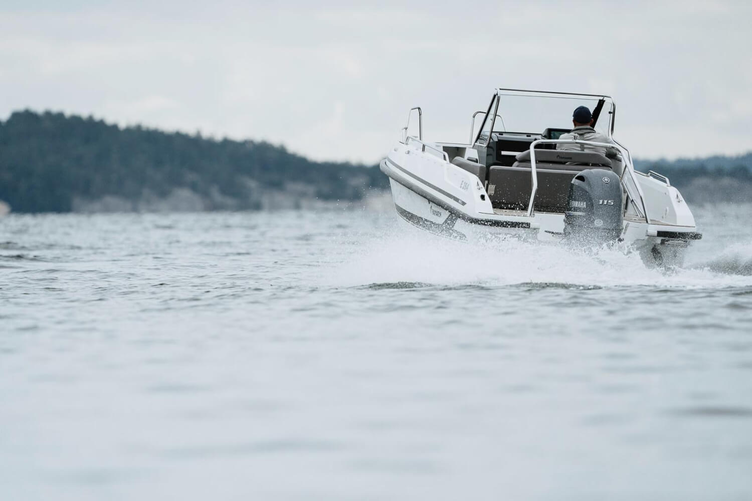 Yamarin 59 Side Console - Стеклопластиковая лодка с боковой консолью Yamarin 59 Side Console, Yamarin 59 SC, Yamarin 59SC, Стеклопластиковая лодка Yamarin, Стеклопластиковая лодка Yamarin 59 SC, Стеклопластиковая лодка Yamarin 59 Side Console, Стеклопластиковый катер Yamarin, Стеклопластиковый катер Yamarin 59 SC, Стеклопластиковый катер Yamarin 59 Side Console, Ямарин 59