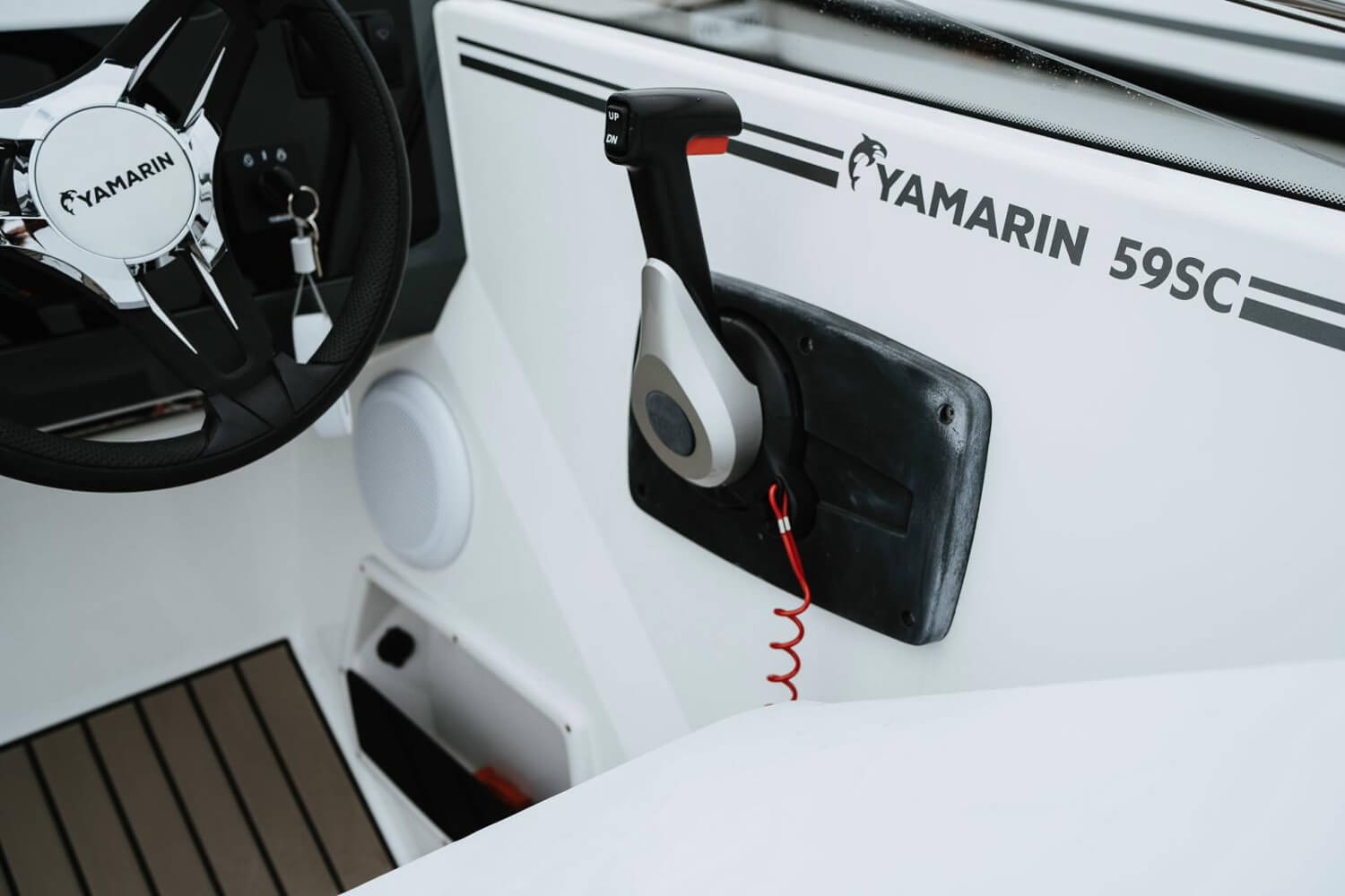 Yamarin 59 Side Console - Стеклопластиковая лодка с боковой консолью Yamarin 59 Side Console, Yamarin 59 SC, Yamarin 59SC, Стеклопластиковая лодка Yamarin, Стеклопластиковая лодка Yamarin 59 SC, Стеклопластиковая лодка Yamarin 59 Side Console, Стеклопластиковый катер Yamarin, Стеклопластиковый катер Yamarin 59 SC, Стеклопластиковый катер Yamarin 59 Side Console, Ямарин 59