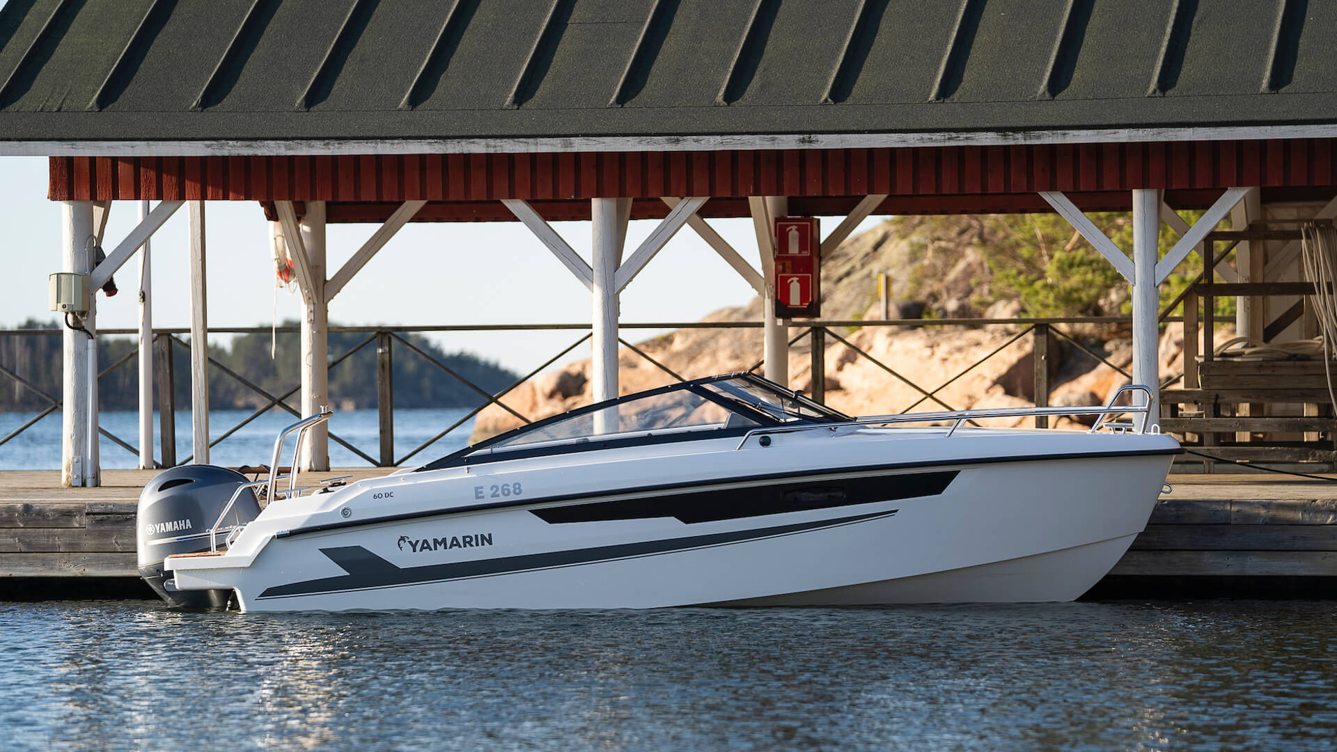 Yamarin 60 Day Cruiser - Стеклопластиковый катер с носовой каютой Yamarin 60 Day Cruiser, Yamarin 60 DC, Yamarin 60DC, Стеклопластиковая лодка Yamarin, Стеклопластиковая лодка Yamarin 60 DC, Стеклопластиковая лодка Yamarin 60 Day Cruiser, Стеклопластиковый катер Yamarin, Стеклопластиковый катер Yamarin 60 DC, Стеклопластиковый катер Yamarin 60 Day Cruiser, Ямарин 60 ДС