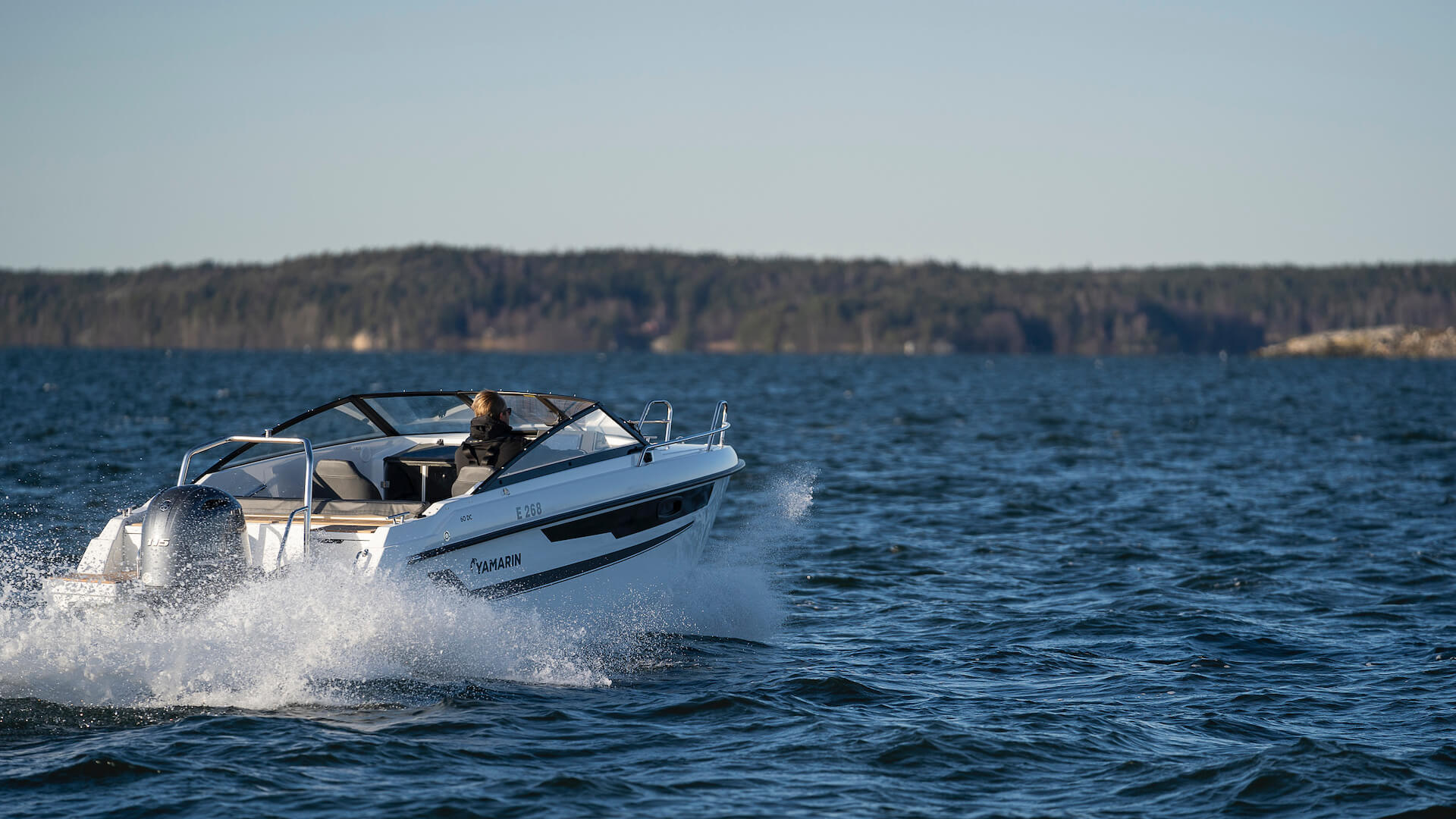 Yamarin 60 Day Cruiser - Стеклопластиковый катер с носовой каютой Yamarin 60 Day Cruiser, Yamarin 60 DC, Yamarin 60DC, Стеклопластиковая лодка Yamarin, Стеклопластиковая лодка Yamarin 60 DC, Стеклопластиковая лодка Yamarin 60 Day Cruiser, Стеклопластиковый катер Yamarin, Стеклопластиковый катер Yamarin 60 DC, Стеклопластиковый катер Yamarin 60 Day Cruiser, Ямарин 60 ДС