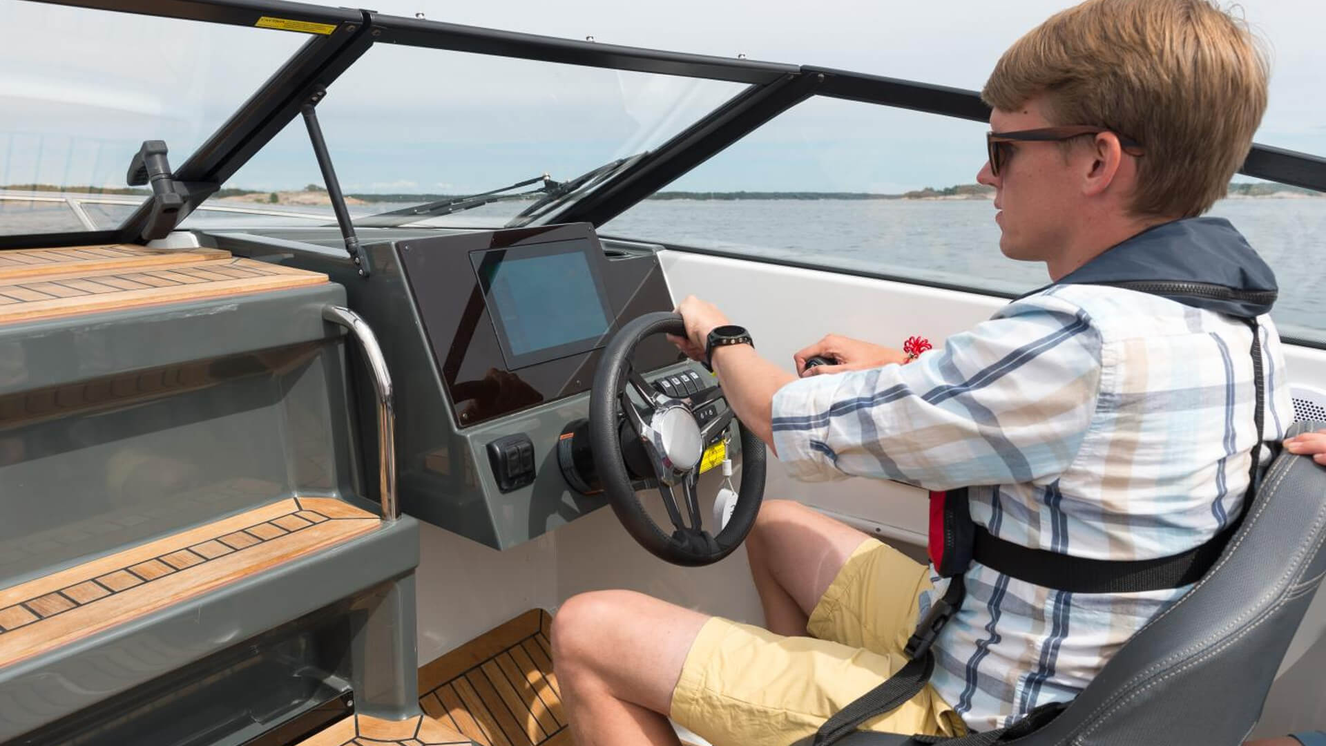 Yamarin 63 Day Cruiser - Стеклопластиковый катер с носовой каютой Yamarin 63 Day Cruiser, Yamarin 63 DC, Yamarin 63DC, Стеклопластиковая лодка Yamarin, Стеклопластиковая лодка Yamarin 63 DC, Стеклопластиковая лодка Yamarin 63 Day Cruiser, Стеклопластиковый катер Yamarin, Стеклопластиковый катер Yamarin 63 DC, Стеклопластиковый катер Yamarin 63 Day Cruiser, Ямарин 63 ДС