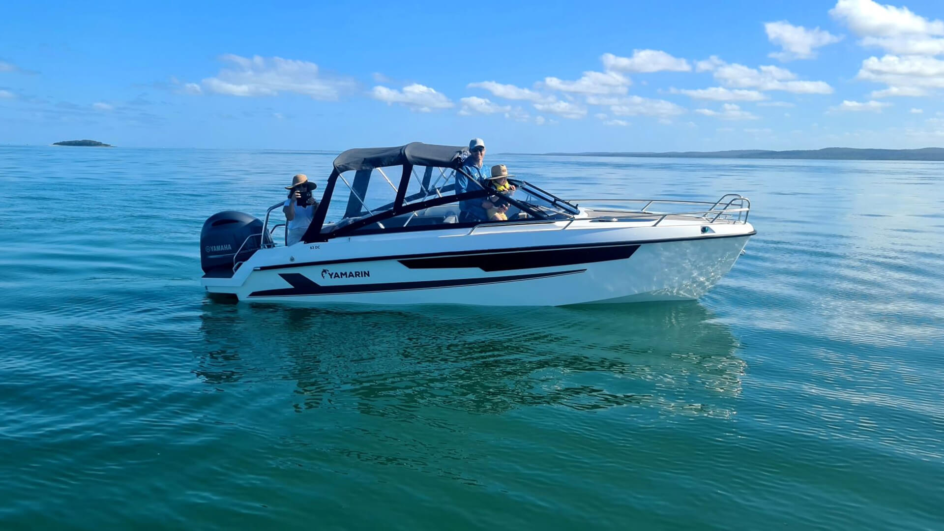 Yamarin 63 Day Cruiser - Стеклопластиковый катер с носовой каютой Yamarin 63 Day Cruiser, Yamarin 63 DC, Yamarin 63DC, Стеклопластиковая лодка Yamarin, Стеклопластиковая лодка Yamarin 63 DC, Стеклопластиковая лодка Yamarin 63 Day Cruiser, Стеклопластиковый катер Yamarin, Стеклопластиковый катер Yamarin 63 DC, Стеклопластиковый катер Yamarin 63 Day Cruiser, Ямарин 63 ДС