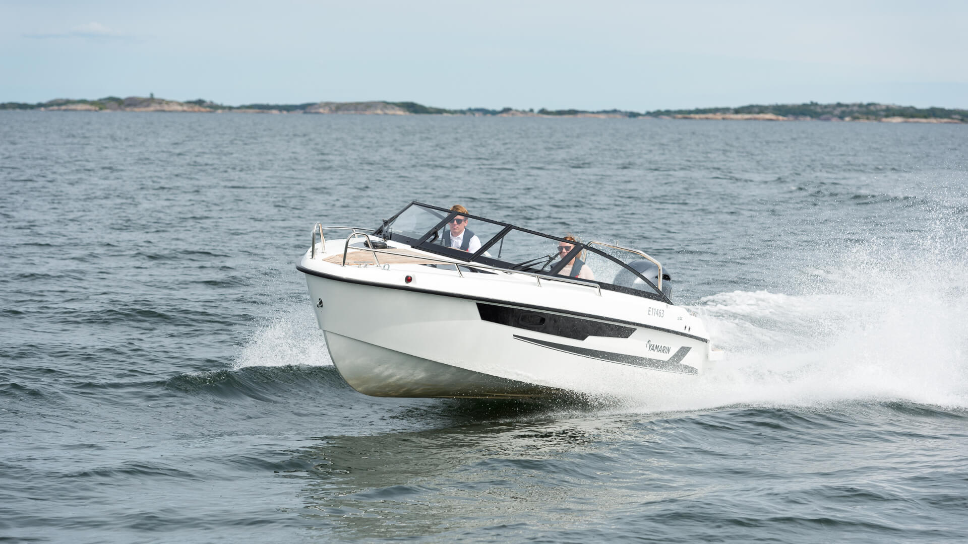 Yamarin 63 Day Cruiser - Стеклопластиковый катер с носовой каютой Yamarin 63 Day Cruiser, Yamarin 63 DC, Yamarin 63DC, Стеклопластиковая лодка Yamarin, Стеклопластиковая лодка Yamarin 63 DC, Стеклопластиковая лодка Yamarin 63 Day Cruiser, Стеклопластиковый катер Yamarin, Стеклопластиковый катер Yamarin 63 DC, Стеклопластиковый катер Yamarin 63 Day Cruiser, Ямарин 63 ДС