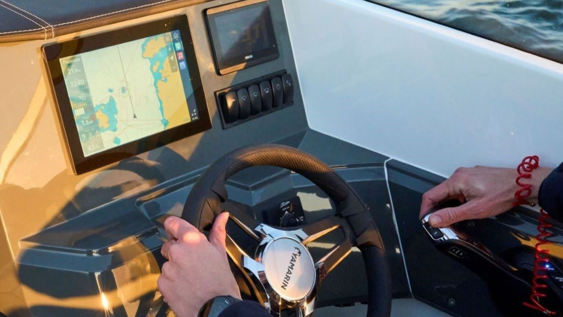 Yamarin 67 Day Cruiser - Стеклопластиковый катер с носовой каютой Yamarin 67 Day Cruiser, Yamarin 67 DC, Yamarin 67DC, Стеклопластиковая лодка Yamarin, Стеклопластиковая лодка Yamarin 67 DC, Стеклопластиковая лодка Yamarin 67 Day Cruiser, Стеклопластиковый катер Yamarin, Стеклопластиковый катер Yamarin 67 DC, Стеклопластиковый катер Yamarin 67 Day Cruiser, Ямарин 67 ДС