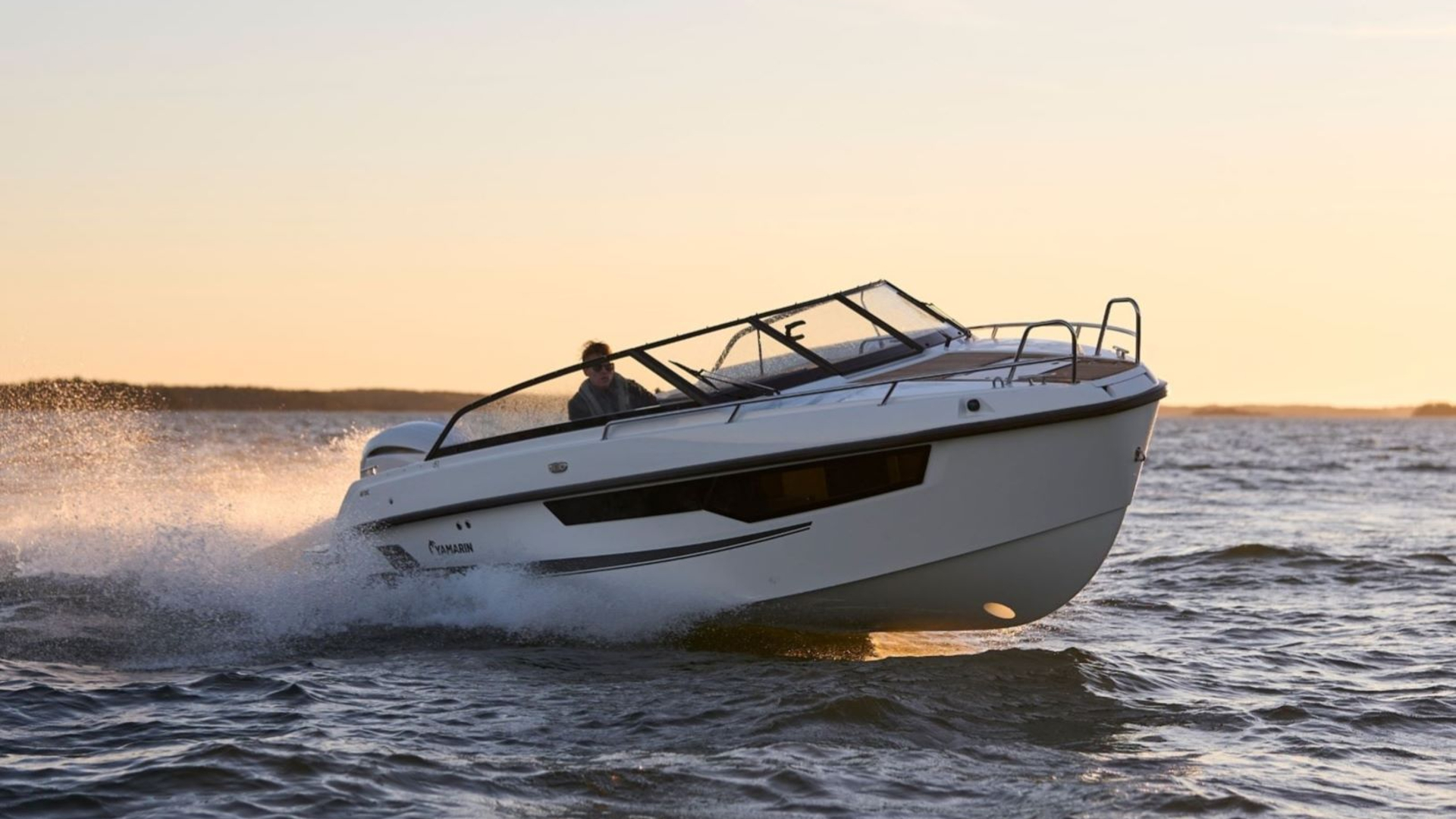 Yamarin 67 Day Cruiser - Стеклопластиковый катер с носовой каютой Yamarin 67 Day Cruiser, Yamarin 67 DC, Yamarin 67DC, Стеклопластиковая лодка Yamarin, Стеклопластиковая лодка Yamarin 67 DC, Стеклопластиковая лодка Yamarin 67 Day Cruiser, Стеклопластиковый катер Yamarin, Стеклопластиковый катер Yamarin 67 DC, Стеклопластиковый катер Yamarin 67 Day Cruiser, Ямарин 67 ДС
