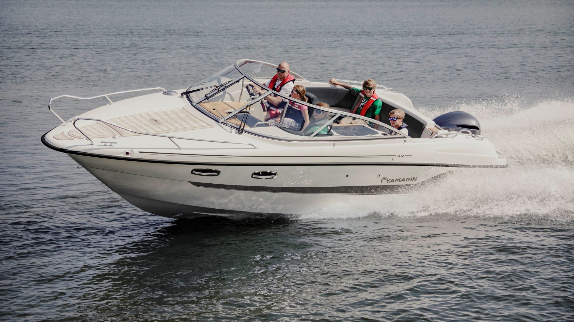 Yamarin 79 Day Cruiser - Стеклопластиковый катер с носовой каютой Yamarin 79 Day Cruiser, Yamarin 79 DC, Yamarin 79DC, Стеклопластиковая лодка Yamarin, Стеклопластиковая лодка Yamarin 79 DC, Стеклопластиковая лодка Yamarin 79 Day Cruiser, Стеклопластиковый катер Yamarin, Стеклопластиковый катер Yamarin 79 DC, Стеклопластиковый катер Yamarin 79 Day Cruiser, Ямарин 79 ДС