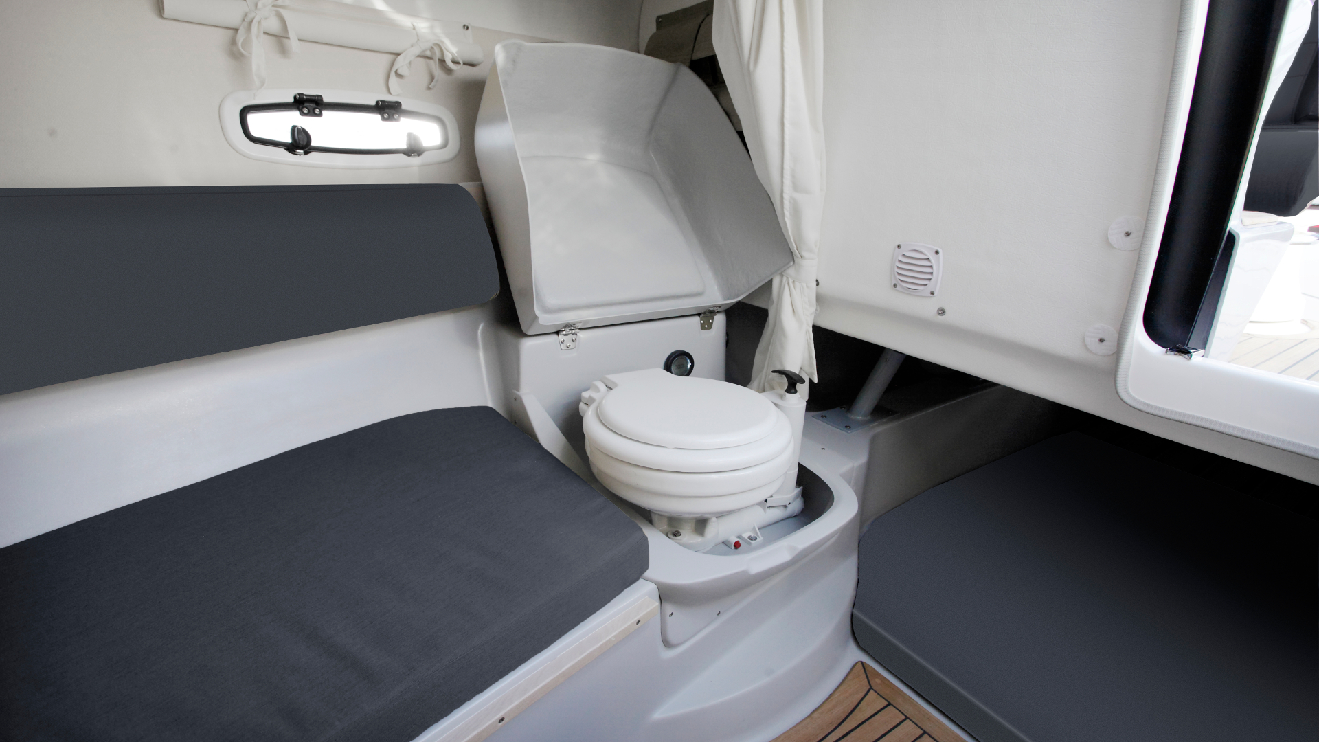 Yamarin 79 Day Cruiser - Стеклопластиковый катер с носовой каютой Yamarin 79 Day Cruiser, Yamarin 79 DC, Yamarin 79DC, Стеклопластиковая лодка Yamarin, Стеклопластиковая лодка Yamarin 79 DC, Стеклопластиковая лодка Yamarin 79 Day Cruiser, Стеклопластиковый катер Yamarin, Стеклопластиковый катер Yamarin 79 DC, Стеклопластиковый катер Yamarin 79 Day Cruiser, Ямарин 79 ДС