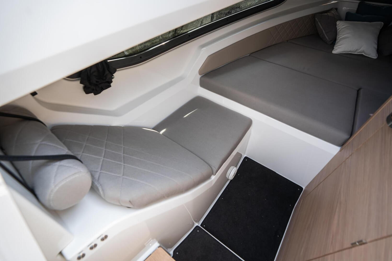 Yamarin 80 Day Cruiser - Стеклопластиковый катер Yamarin 80 Day Cruiser, Yamarin 80 DC, Yamarin 80DC, Стеклопластиковая лодка Yamarin, Стеклопластиковая лодка Yamarin 80 DC, Стеклопластиковая лодка Yamarin 80 Day Cruiser, Стеклопластиковый катер Yamarin, Стеклопластиковый катер Yamarin 80 DC, Стеклопластиковый катер Yamarin 80 Day Cruiser, Склопластиковий катер Yamarin 80 DC, Склопластиковий катер Yamarin 80 Day Cruiser, Ямарин 80 ДС