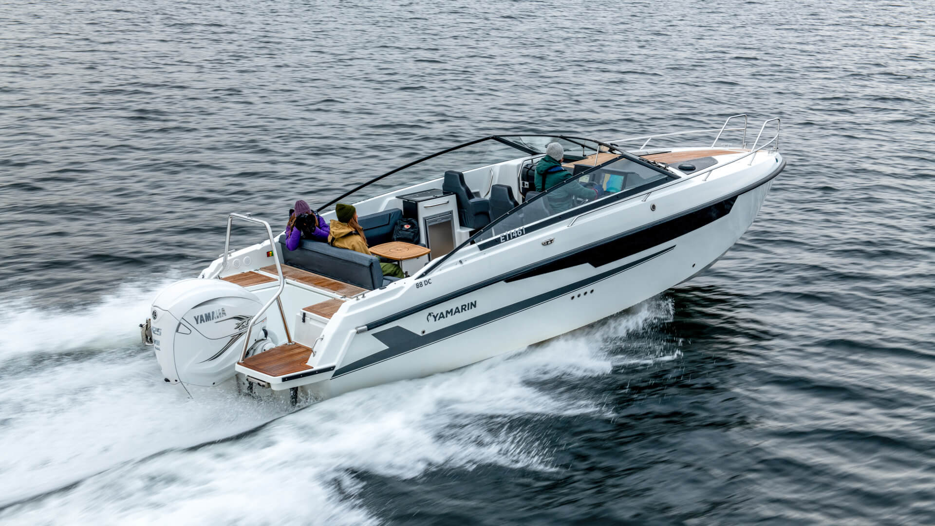 Yamarin 88 Day Cruiser - Скоростной стеклопластиковый катер с двумя каютами Yamarin 88 Day Cruiser, Yamarin 88 DC, Yamarin 88DC, Стеклопластиковая лодка Yamarin, Стеклопластиковая лодка Yamarin 88 DC, Стеклопластиковая лодка Yamarin 88 Day Cruiser, Стеклопластиковый катер Yamarin, Стеклопластиковый катер Yamarin 88 DC, Стеклопластиковый катер Yamarin 88 Day Cruiser, Ямарин 88 ДС