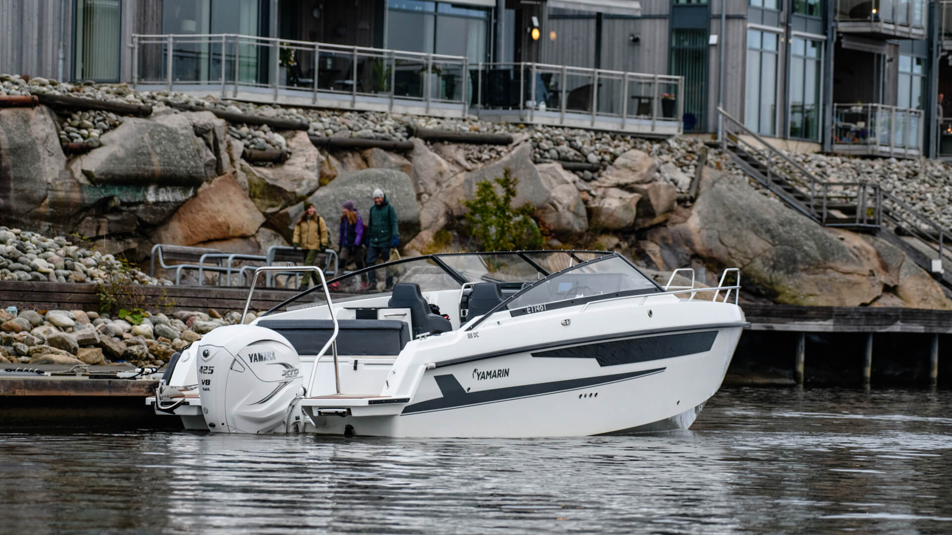 Yamarin 88 Day Cruiser - Скоростной стеклопластиковый катер с двумя каютами Yamarin 88 Day Cruiser, Yamarin 88 DC, Yamarin 88DC, Стеклопластиковая лодка Yamarin, Стеклопластиковая лодка Yamarin 88 DC, Стеклопластиковая лодка Yamarin 88 Day Cruiser, Стеклопластиковый катер Yamarin, Стеклопластиковый катер Yamarin 88 DC, Стеклопластиковый катер Yamarin 88 Day Cruiser, Ямарин 88 ДС