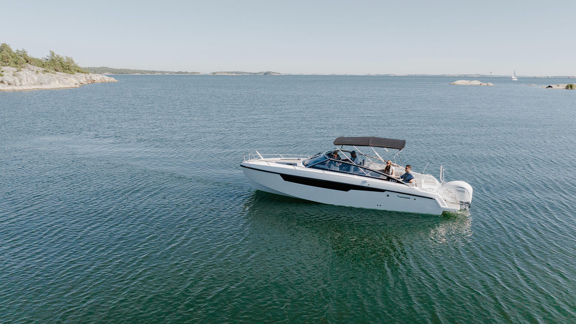 Yamarin 88 Day Cruiser - Скоростной стеклопластиковый катер с двумя каютами Yamarin 88 Day Cruiser, Yamarin 88 DC, Yamarin 88DC, Стеклопластиковая лодка Yamarin, Стеклопластиковая лодка Yamarin 88 DC, Стеклопластиковая лодка Yamarin 88 Day Cruiser, Стеклопластиковый катер Yamarin, Стеклопластиковый катер Yamarin 88 DC, Стеклопластиковый катер Yamarin 88 Day Cruiser, Ямарин 88 ДС