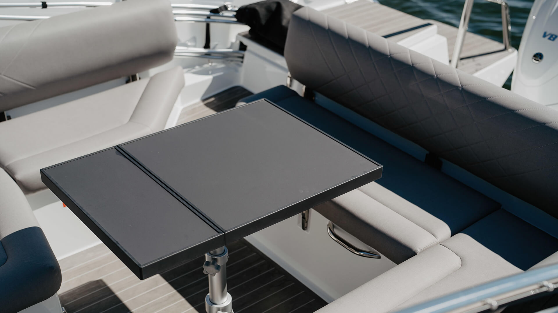 Yamarin 88 Day Cruiser - Скоростной стеклопластиковый катер с двумя каютами Yamarin 88 Day Cruiser, Yamarin 88 DC, Yamarin 88DC, Стеклопластиковая лодка Yamarin, Стеклопластиковая лодка Yamarin 88 DC, Стеклопластиковая лодка Yamarin 88 Day Cruiser, Стеклопластиковый катер Yamarin, Стеклопластиковый катер Yamarin 88 DC, Стеклопластиковый катер Yamarin 88 Day Cruiser, Ямарин 88 ДС