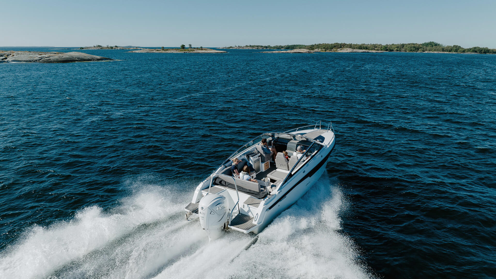 Yamarin 88 Day Cruiser - Скоростной стеклопластиковый катер с двумя каютами Yamarin 88 Day Cruiser, Yamarin 88 DC, Yamarin 88DC, Стеклопластиковая лодка Yamarin, Стеклопластиковая лодка Yamarin 88 DC, Стеклопластиковая лодка Yamarin 88 Day Cruiser, Стеклопластиковый катер Yamarin, Стеклопластиковый катер Yamarin 88 DC, Стеклопластиковый катер Yamarin 88 Day Cruiser, Ямарин 88 ДС