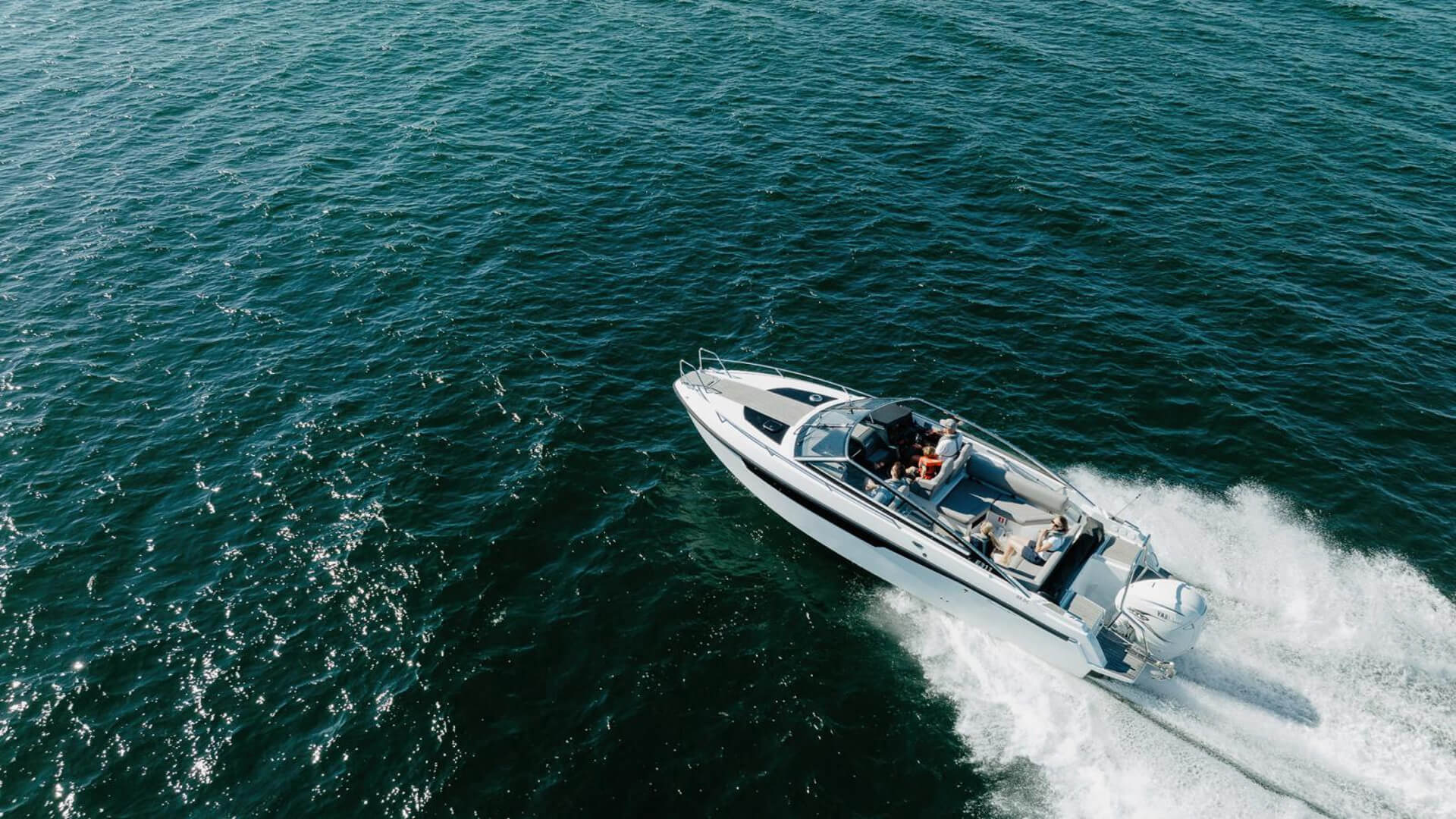 Yamarin 88 Day Cruiser - Скоростной стеклопластиковый катер с двумя каютами Yamarin 88 Day Cruiser, Yamarin 88 DC, Yamarin 88DC, Стеклопластиковая лодка Yamarin, Стеклопластиковая лодка Yamarin 88 DC, Стеклопластиковая лодка Yamarin 88 Day Cruiser, Стеклопластиковый катер Yamarin, Стеклопластиковый катер Yamarin 88 DC, Стеклопластиковый катер Yamarin 88 Day Cruiser, Ямарин 88 ДС