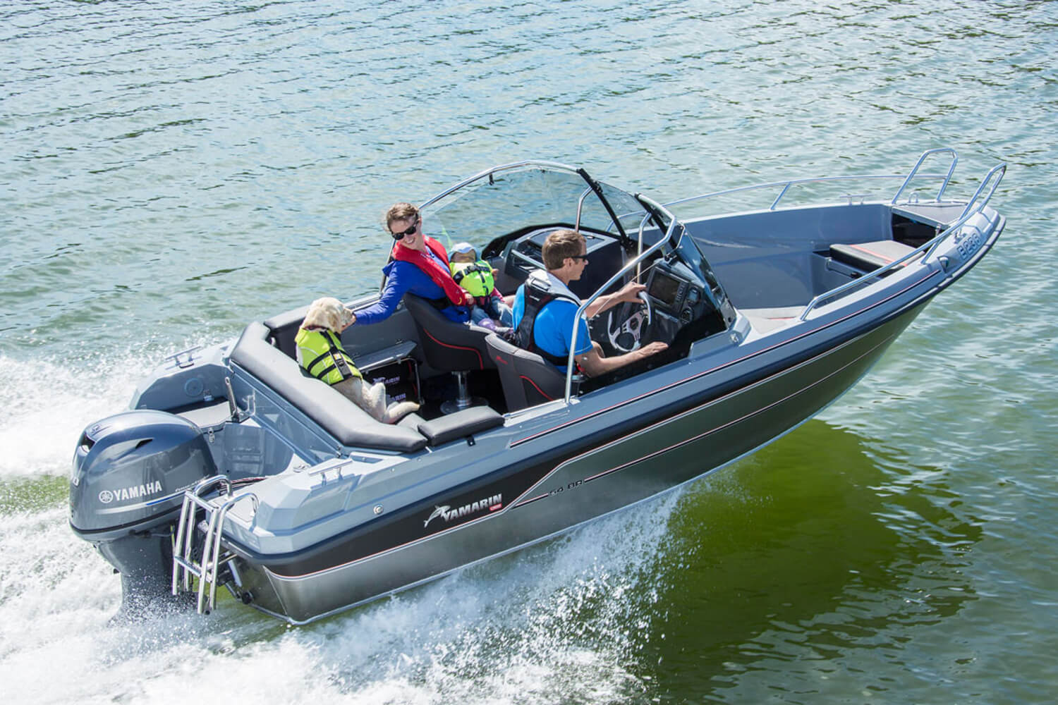 Yamarin CROSS 54 Bow Rider - Комбинированная лодка (алюминий + стеклопластик) Yamarin CROSS 54 Bow Rider, Yamarin CROSS 54 BR, Алюминиевая лодка Yamarin CROSS, Алюминиевая лодка Yamarin CROSS 54 BR, Алюминиевая лодка Yamarin CROSS 54 Bow Rider, Алюминиевый катер Yamarin CROSS 54 BR, Алюминиевый катер Yamarin CROSS 54 Bow Rider