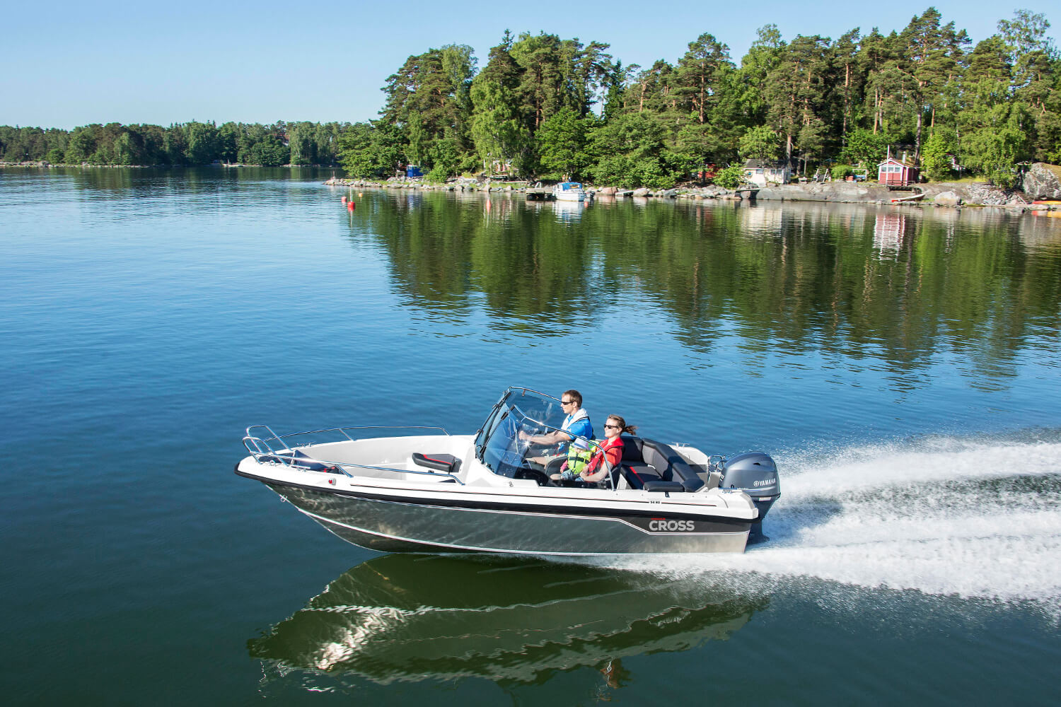 Yamarin CROSS 54 Bow Rider - Комбинированная лодка (алюминий + стеклопластик) Yamarin CROSS 54 Bow Rider, Yamarin CROSS 54 BR, Алюминиевая лодка Yamarin CROSS, Алюминиевая лодка Yamarin CROSS 54 BR, Алюминиевая лодка Yamarin CROSS 54 Bow Rider, Алюминиевый катер Yamarin CROSS 54 BR, Алюминиевый катер Yamarin CROSS 54 Bow Rider