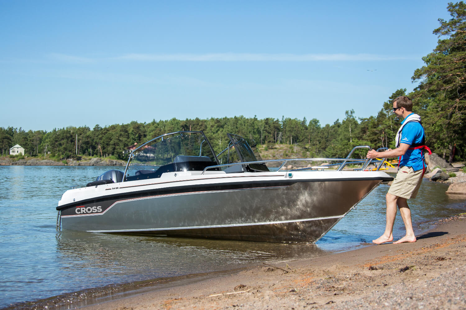 Yamarin CROSS 54 Bow Rider - Комбинированная лодка (алюминий + стеклопластик) Yamarin CROSS 54 Bow Rider, Yamarin CROSS 54 BR, Алюминиевая лодка Yamarin CROSS, Алюминиевая лодка Yamarin CROSS 54 BR, Алюминиевая лодка Yamarin CROSS 54 Bow Rider, Алюминиевый катер Yamarin CROSS 54 BR, Алюминиевый катер Yamarin CROSS 54 Bow Rider